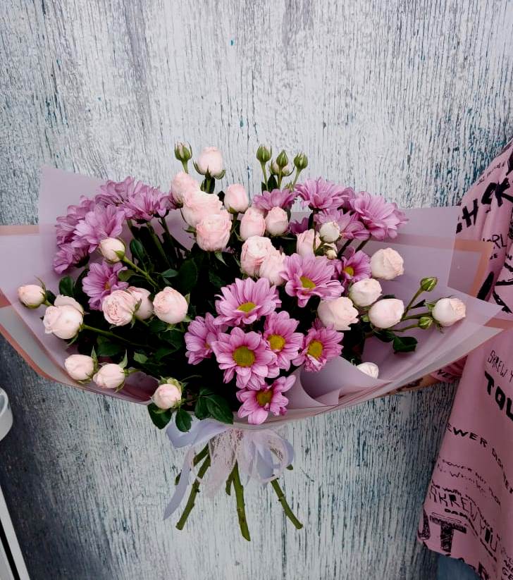 Букет цветов из: Розы и Хризантемы в Касли