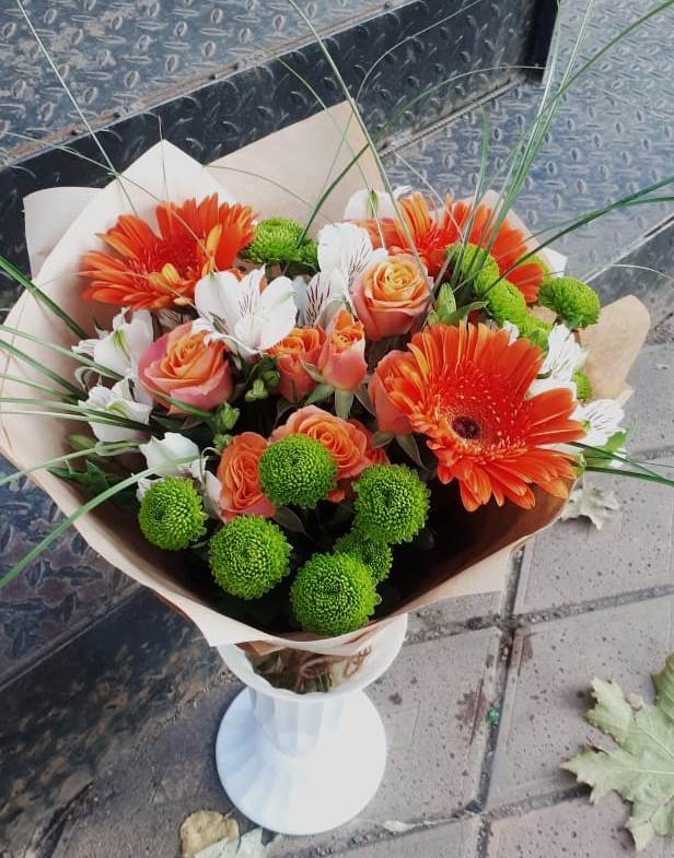 Букет цветов из: Герберы, Хризантемы, Альстромерии и Розы в Касли