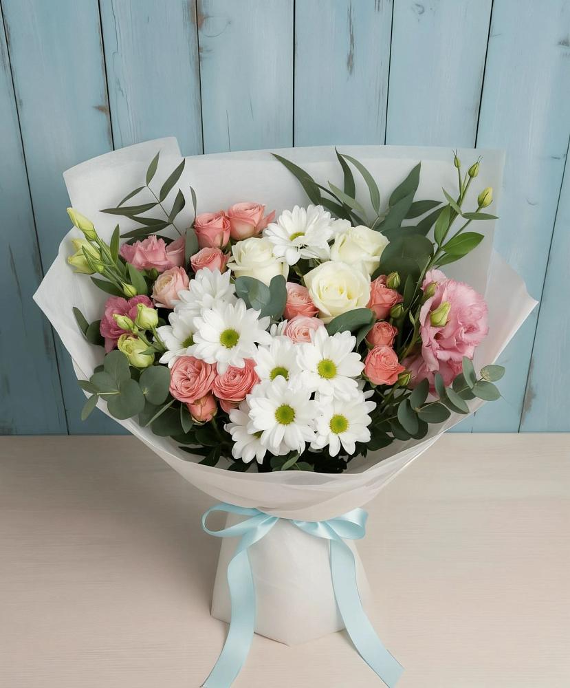 Букет цветов из: Розы, Лизиантусы и Хризантемы в Касли