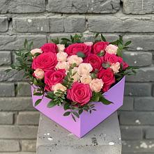 Цветочная композиция из Розы в коробке в Касли