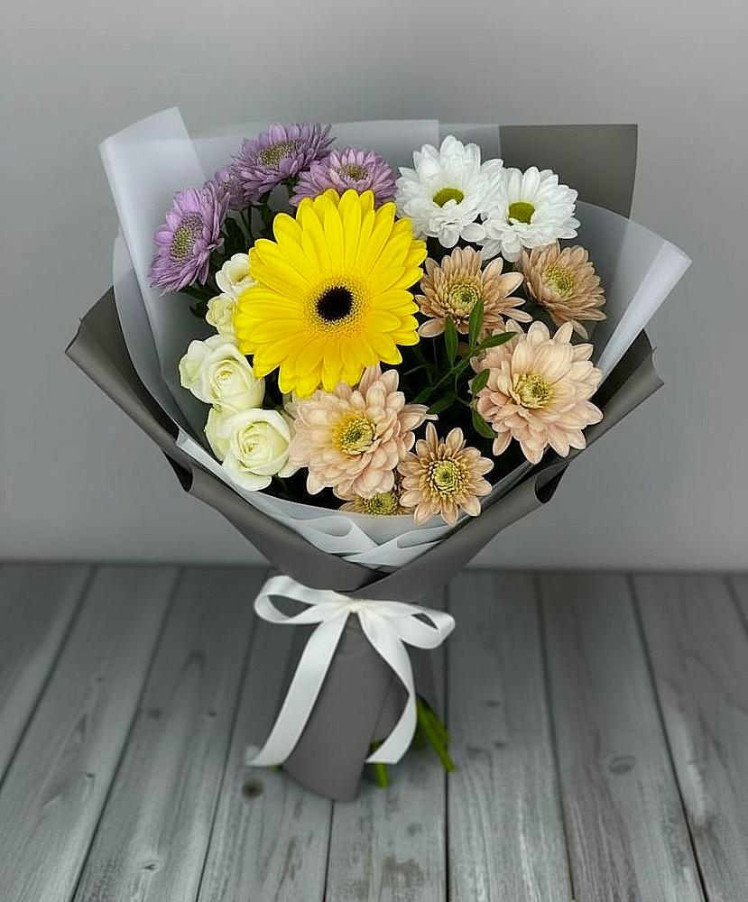 Букет цветов из: Розы, Герберы и Хризантемы в Касли