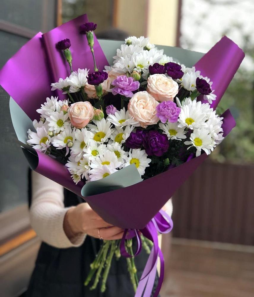 Букет цветов из: Хризантемы, Гвоздики и Розы в Касли