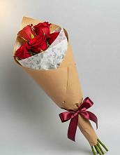 Букет цветов из:  Розы в Касли