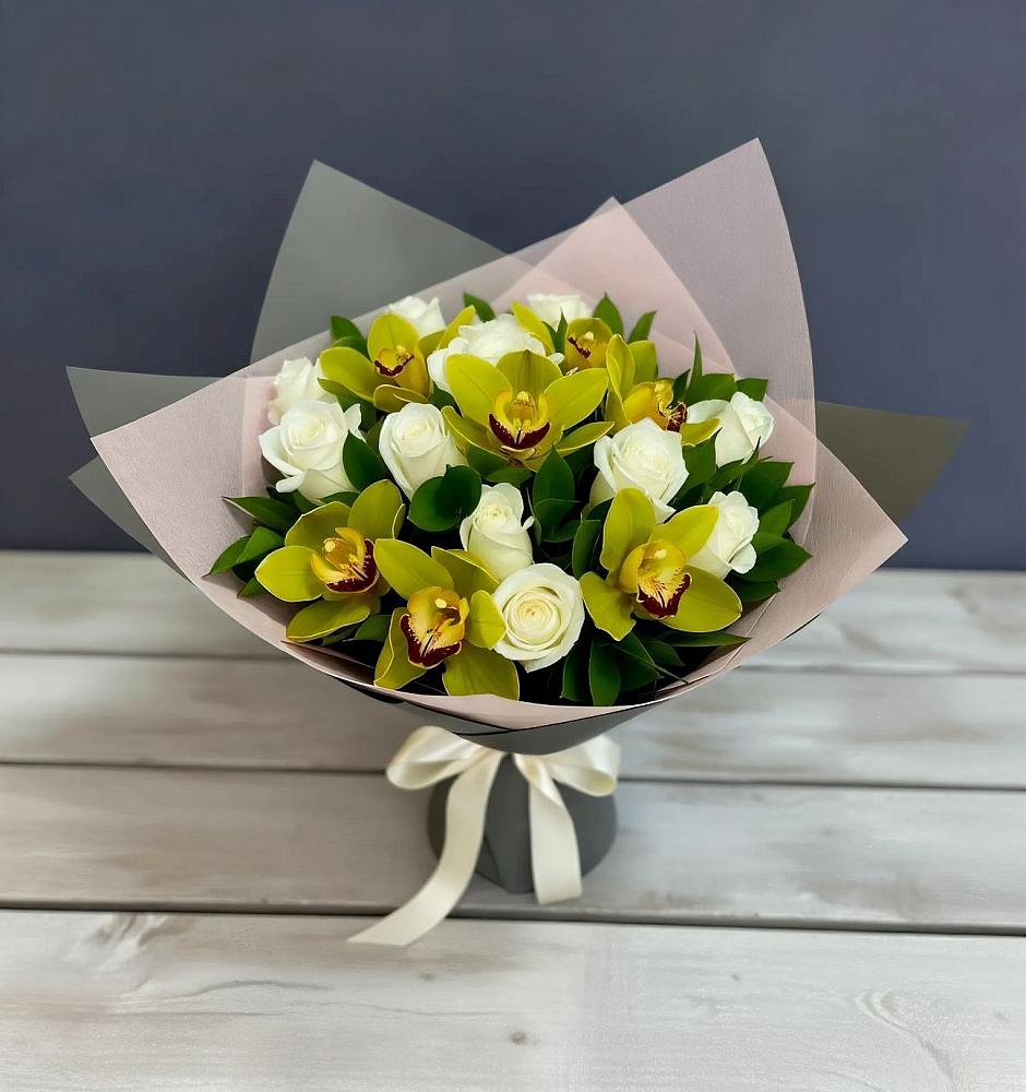 Букет цветов из: Орхидеи и Розы в Касли