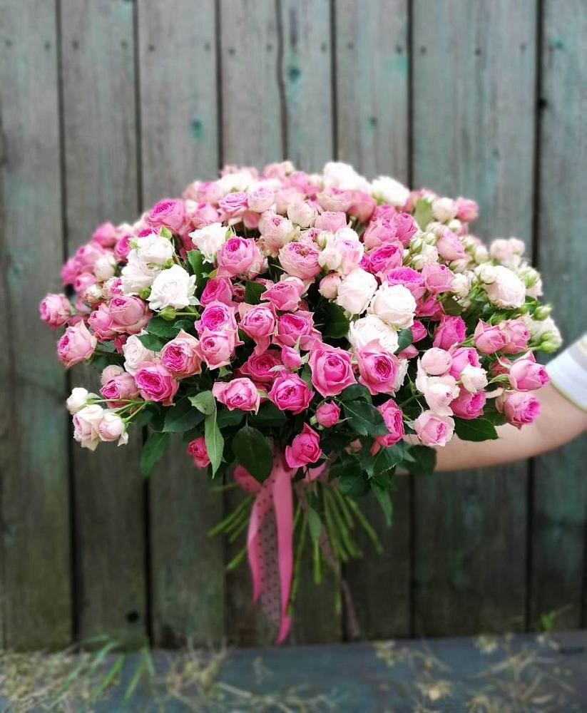 Букет Розовые кустовые розы Натали и Лав Лидия в Касли