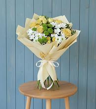 Букет цветов из:  Хризантемы и Розы в Касли