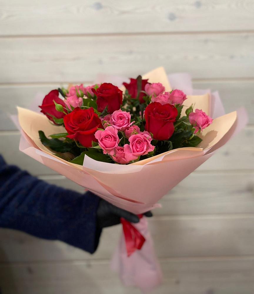 Букет цветов из: Розы в Касли